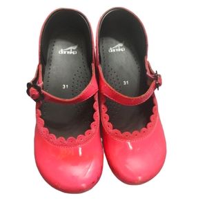 Dansko kids size 31 (13-13.5)